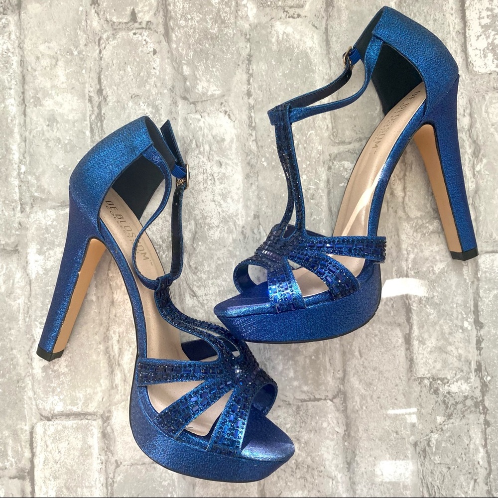 DE BLOSSOM COLLECTION Vibrant Blue Rhinestone Heeled Strappy Sandals
